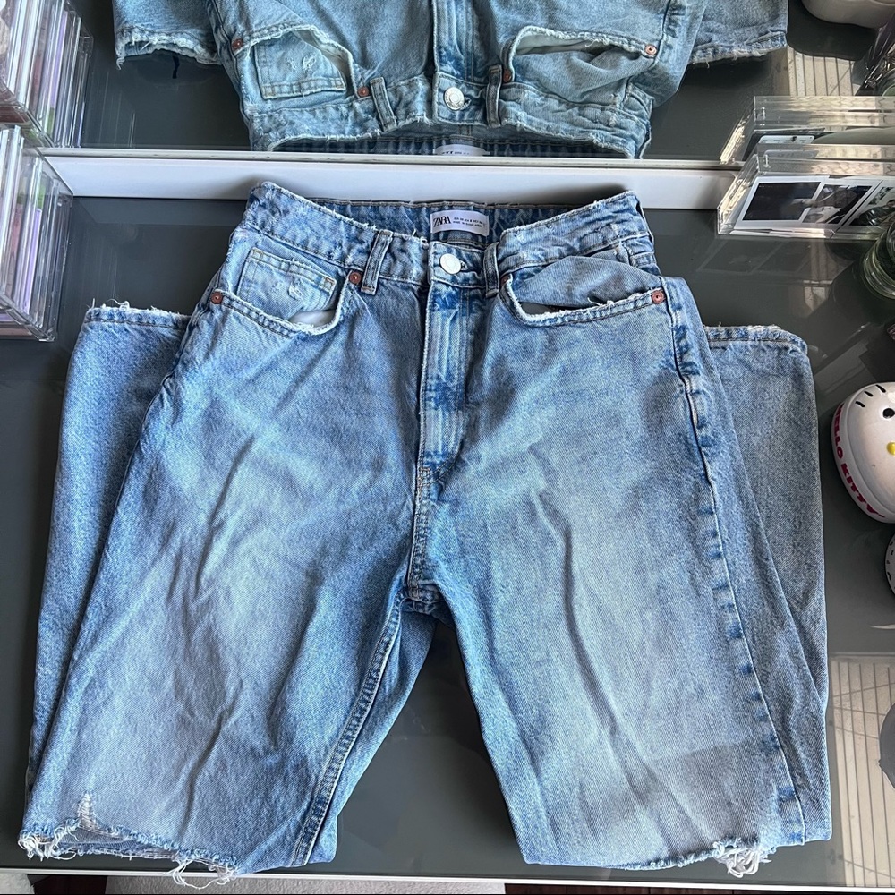Zara High Waisted Denim Jeans